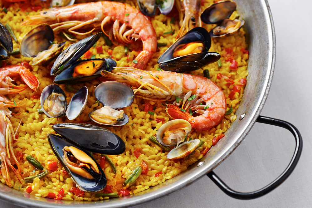 Paella ist ein typisches Gericht der Mittelmeer-Diät